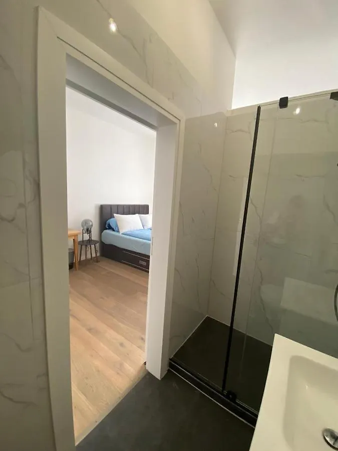 Apartment Rhea 0*, Opatija